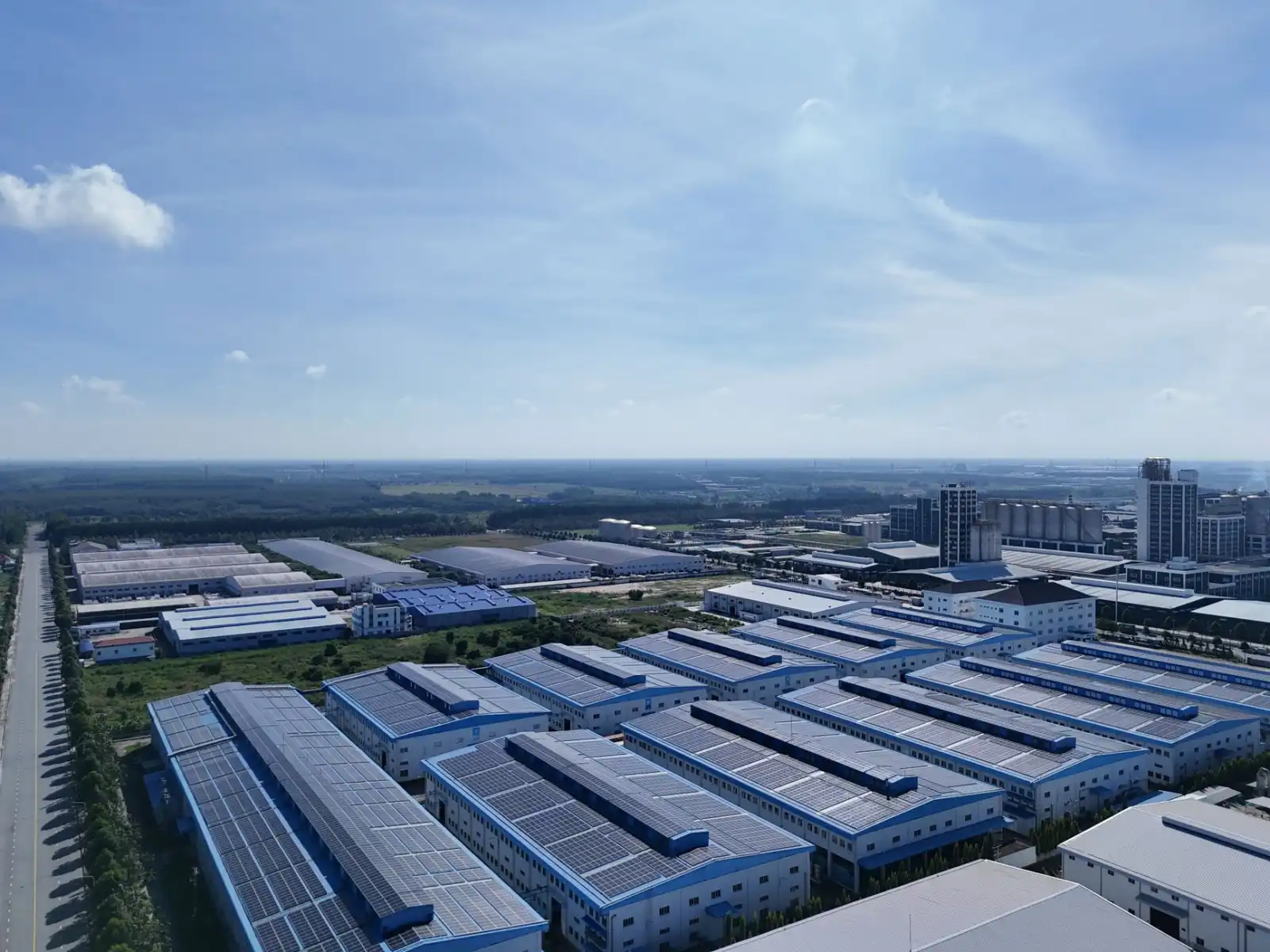 2025年贵州软件开发行业趋势与鸿盛云鼎技术实践解析